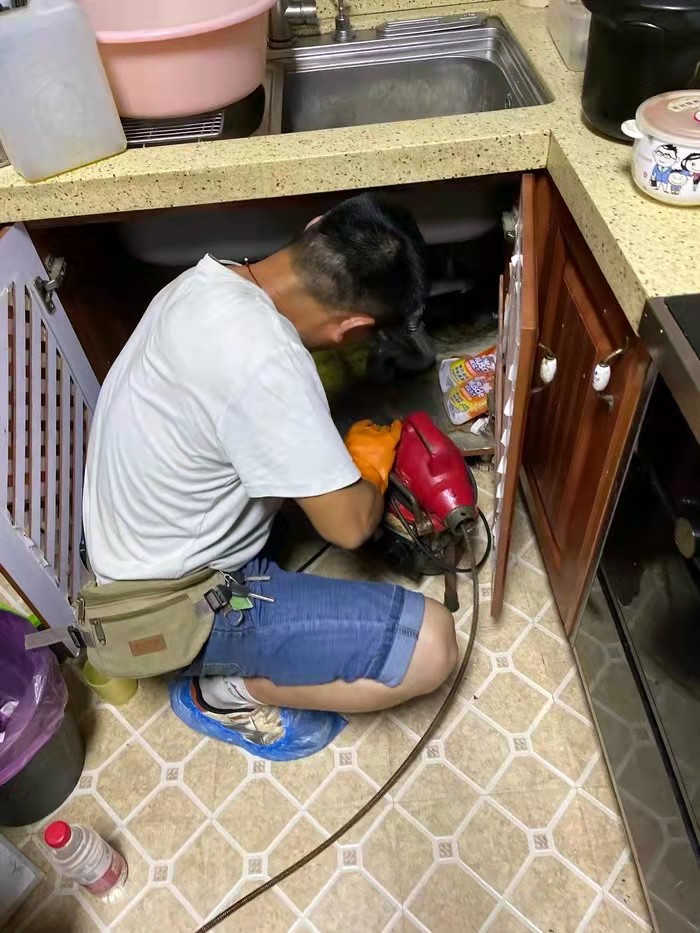 栖霞通下水道